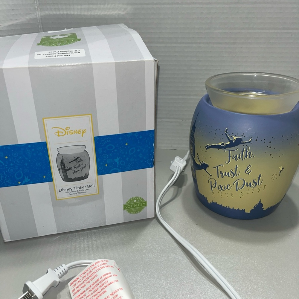 Scentsy Disney Tinker Bell Blue and Cream Wax Warmer